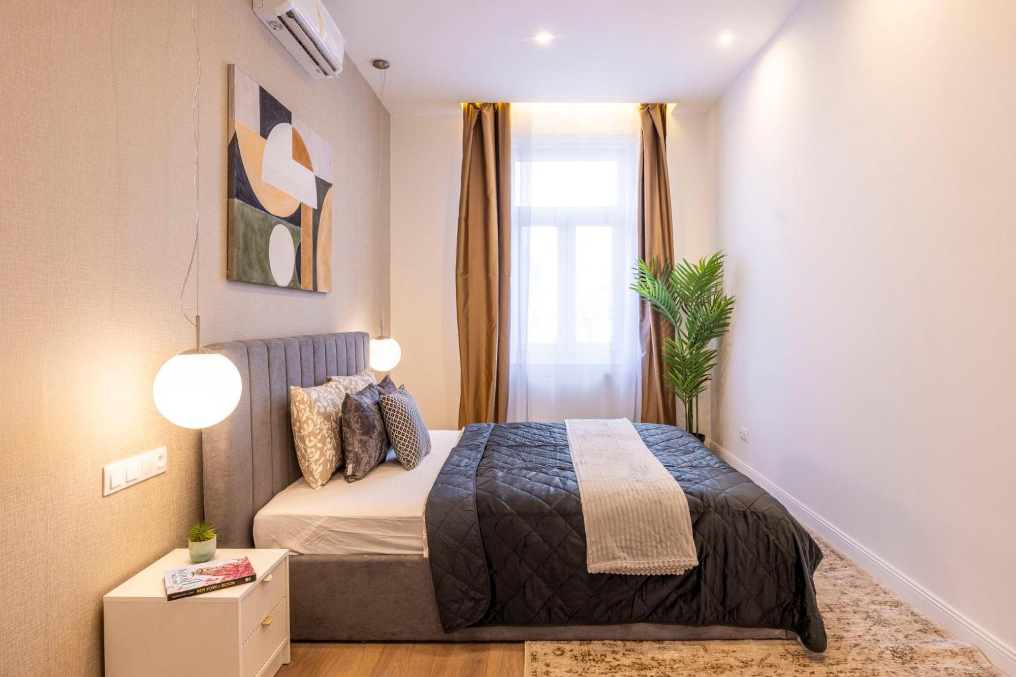 Luxury & Classy Central Apartment With 3Bedrm, 2Bathrm Budapest Exterior foto